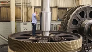 Giant gearbox manufacturing process - Challenges in Machining Gears for Wind Turbines