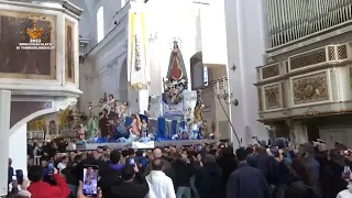 7 12 2023 L'attesa e la girata del carro dell'Immacolata Basilica S Croce Torre del Greco (Napoli)