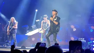 Scorpions ,  "There's No One like You",  in Las Vegas, on their last show of Their farewell tour.