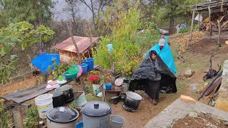 "Aqui en el campo se sufre y se muere uno" | Tía Brigida