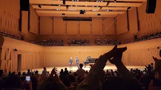Augustin Hadelich. (curtain call)  Violin Recital. Univer SE concert hall. Korea