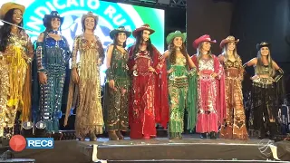 BAILE DA RAINHA: COMO FOI O CONCURSO QUE ESCOLHEU A RAINHA, PRINCESA E A MADRINHA DA 28ª EXPOESTE.