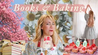 Spend the weekend alone with me 📚 3 books, girly chats & strawberry cupcake baking fail cozy vlog