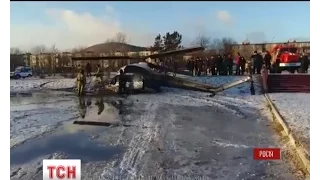 У центрі міста Єлізово на Камчатці вертоліт здійснив жорстку посадку