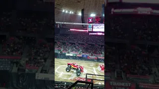 Wheelie winner in the return in 20 years Larry swim and Bigfoot toughest monster truck tour 2017 caj