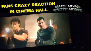 Public crazy for bmcm trailer theatre reaction, Akshay Kumar, Tiger Shroff, cinema hall