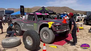 Alan Ampudia pit stop at RM 150 in the San Felipe 250.