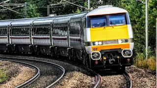 Trains at Kirkstall Forge | 27/07/2023