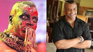 21 WWE Wrestlers With & Without Face Paint in Real Life ★ 2018