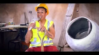 Carita Negra - No Te Creas Tan Importante (Parodia) (Video Oficial) #CumbiaAlbañil