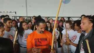 "PAR DE ASAS" Mestre perna longa!axé capoeira.