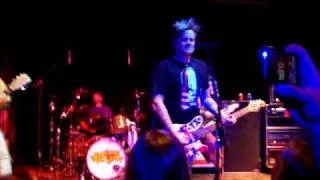 Bowling For Soup - "Here Comes Bowling For Soup" / "The Bitch Song" (Live in Houston, 8/1/10)