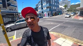 Streamer Gets ROBBED By Homeless Man In Cape Town!