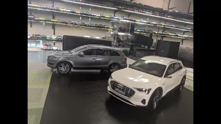 1:18 Diecast Review Unboxing Audi Q7 by Kyosho and E-Tron by Norev