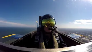 Reporter pukes and passes out as she flies in an F/A-18 Hornet with Blue Angels