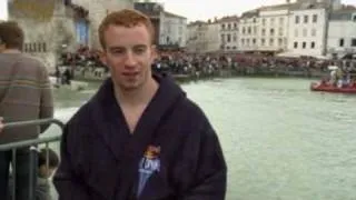 Cliff Diving zu La Rochelle.