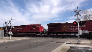 UP 7498 Grainer With Two CP and SD70ACu South, E. Oak St. Railroad Crossing Stockton CA [New E-Bell]