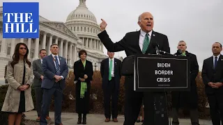 Rep. Louie Gohmert RIPS signs pointing to asylum at border in Texas