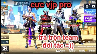 PUBG Mobile - Trà Trộn Team Bắc Mỹ Gặp Đối Tác Tay To KD 9. Và Cái Kết Bị Cà Khịa =))