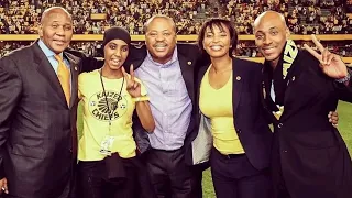 TIME FOR KAIZER MOTAUNG TO LOOK FOR HELP OUTSIDE THE FAMILY