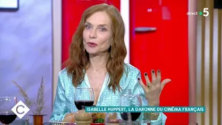 Isabelle Huppert, la daronne du cinéma français - C à Vous - 03/09/2020