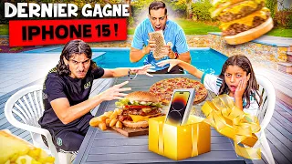 Le dernier qui MANGE gagne un iphone 15 pro ! ( J'ai trop FAIM 😭)