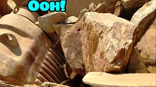 "Amazing Stone Masonry Crushing - Heavy Machinery in Action!" #asmr #stonecrusher #crushing #viral