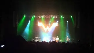 Paranoid Android- Weezer (LIVE)