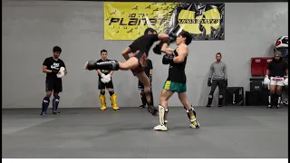 Muay Thai Elbows: Basics, Hand Traps, Setups and Counter Techniques!