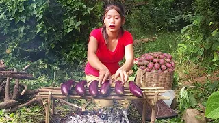 Easy Eggplant Cooking Recipe and Eating with mix chili sauce and dragon fruits for jungle food