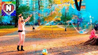 Развлечения  для детей мыльные пузыри Огромные пузыри Прогулка в парке soap bubbles show for kids