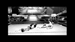 Kevin Nash returns and Alberto Del Rio cashes money in the bank (B&W)