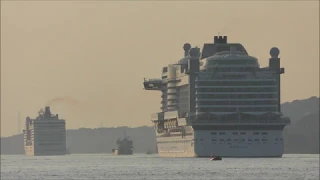 1080p AIDAperla & MSC Orchestra Gemeinsames auslaufen bei sonnigen Wetter in Hamburg 31.07.2019