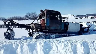 Дт зверь машина Помогаем односельчанам