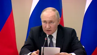 Владимир Путин: Освоение арктической зоны – неоспоримый приоритет для России