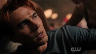Archie Veronica Betty Jughead  Find out Fred has died. S04E01 4x1 Riverdale