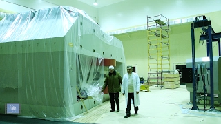 Основной магнит циклотрона ДЦ 280 готов к тестированию в Лаборатории ядерных реакций ОИЯИ