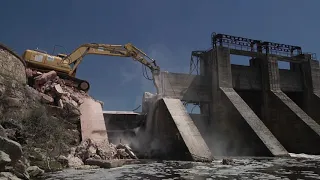 DEMOLICION PRESA DE YECLA