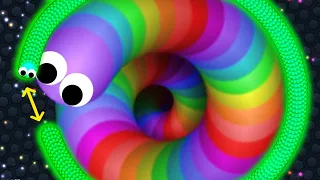 Slither.io 1 Giant Pro Snake vs Tiny Hacker Snakes Epic Slitherio Gameplay