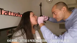 Пирсинг. Прокол языка. Tongue Piercing. Kherson. Херсон. Тату студия. @Paul_Vu_Tattooarts