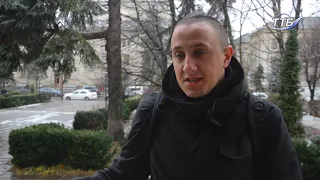 Назар Сарабун розповідає про пікет, що розпочався о 16 годині під стінами Верховної Ради України