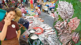 Khmer People Lifestyle Market Scenes Tour Plenty Of Fresh Vegetable Fish Lobster Meat Pork & More