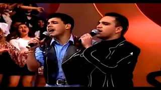 Zezé Di Camargo e Luciano - Coração Está Em Pedaços {Programa Especial Sertanejo} (1996)