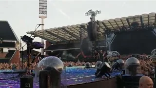 Coldplay @ Brussels (21-06-2017) - B-Stage arrival