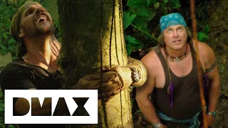 Joe Risks His Life By Climbing A 40 Ft High Tree To Get Food | Dual Survival