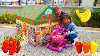 Öykü ve Masal market Çadırında Alışveriş Yaptılar- Kids Pretend Play shopping at the Supermarkets