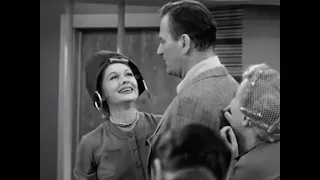 Lucy & Ethel Meet John Wayne 👣