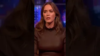 Emily Blunt's Family Hilariously Rejects Mary Poppins - A Sweatpants Connection