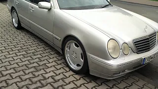 w210 amg styling 2 felgen sind fertig lackiert. mein baby wird langsam aber sicher zum Schätzchen :)