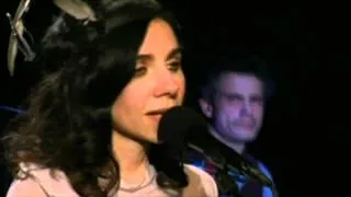 PJ HARVEY Silence (live)